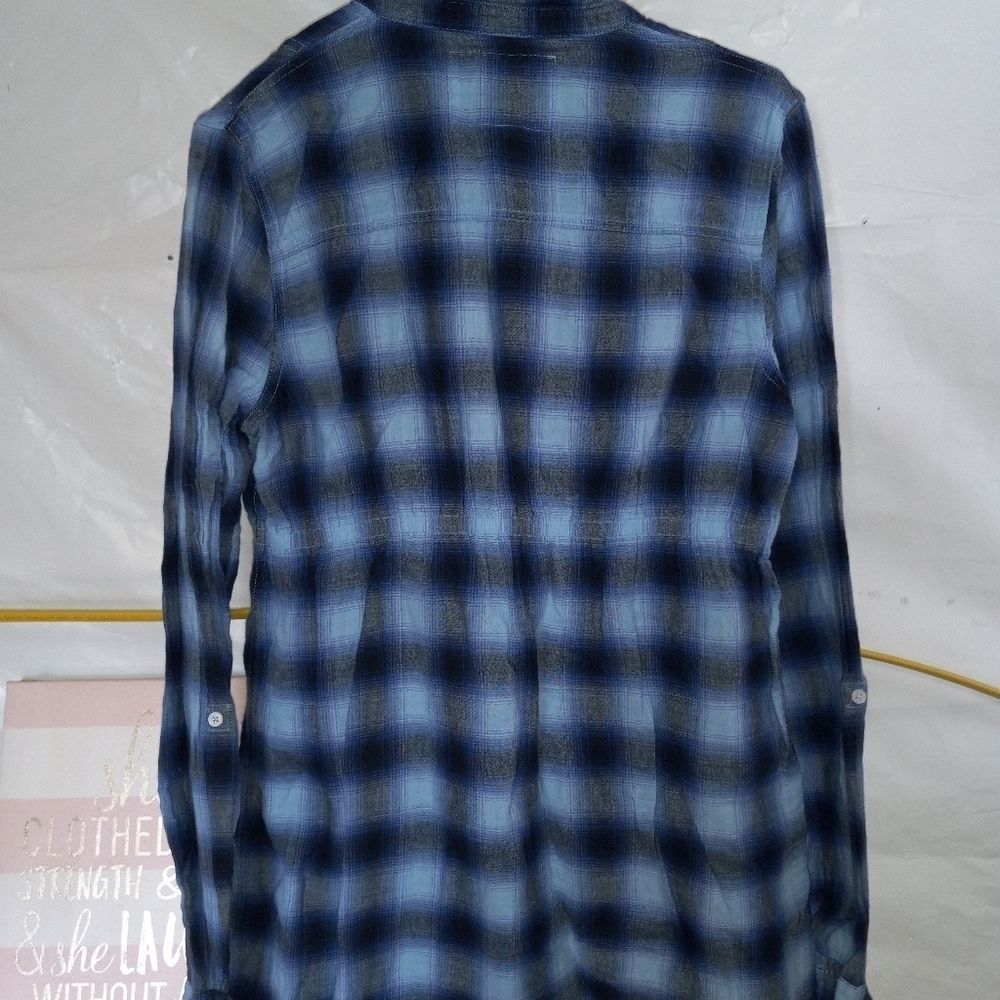 PINK VICTORIA'S SECRET LONG SLEEVE SHIRT - Picture 3 of 4